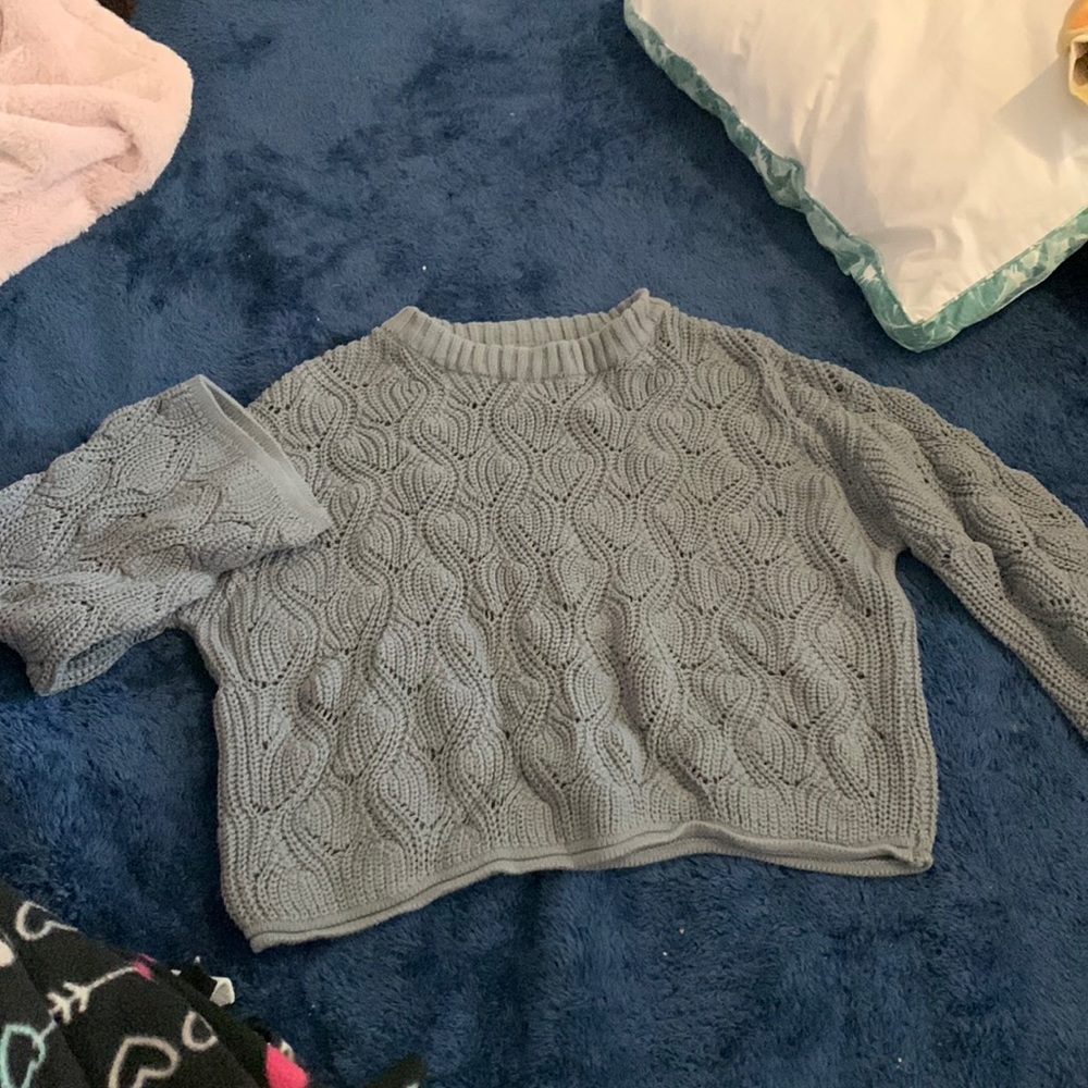 Small Cropped Sweater
